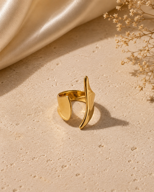 Sculpta Gold Ring