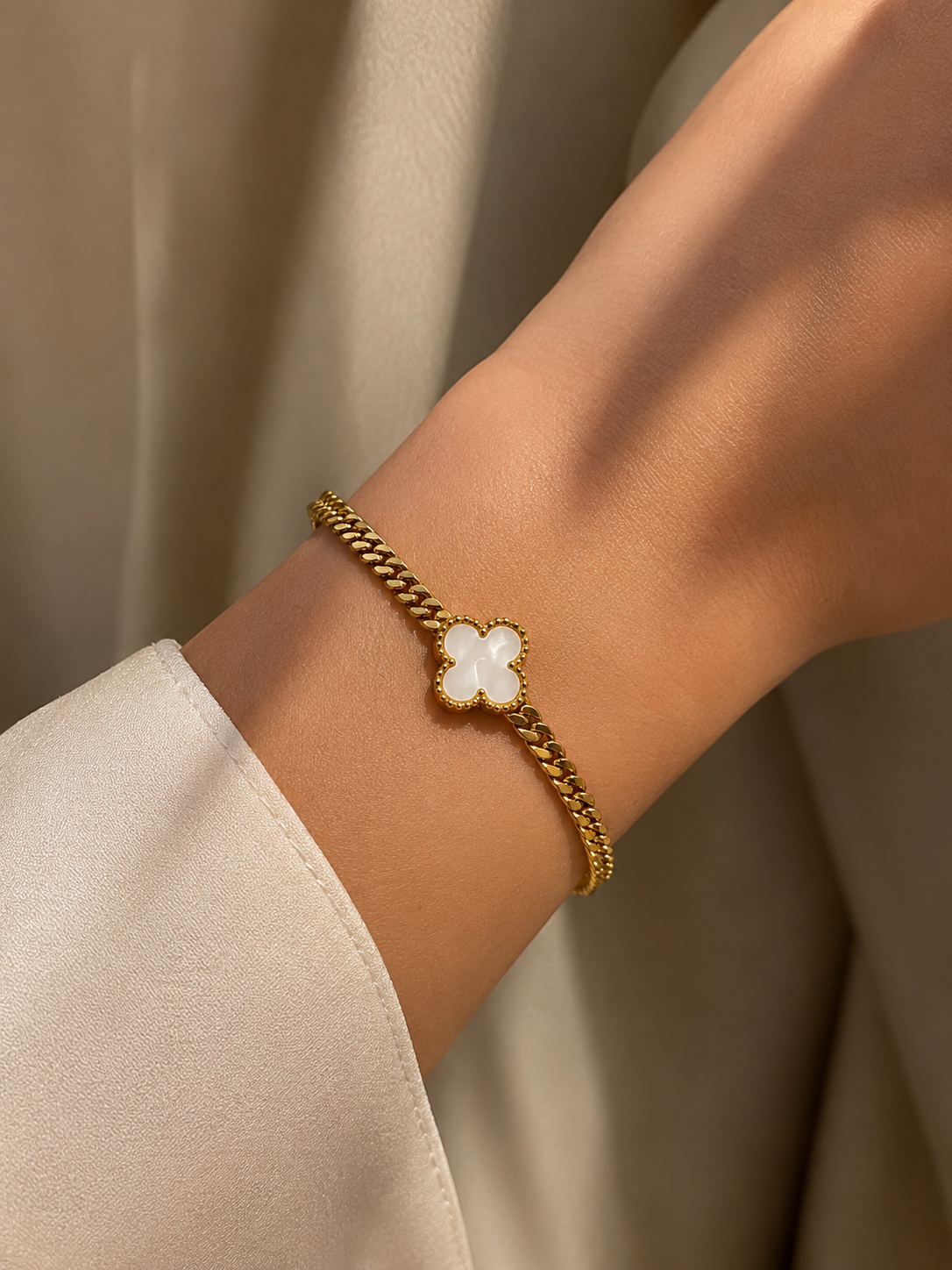 Midnight Clover Bracelet