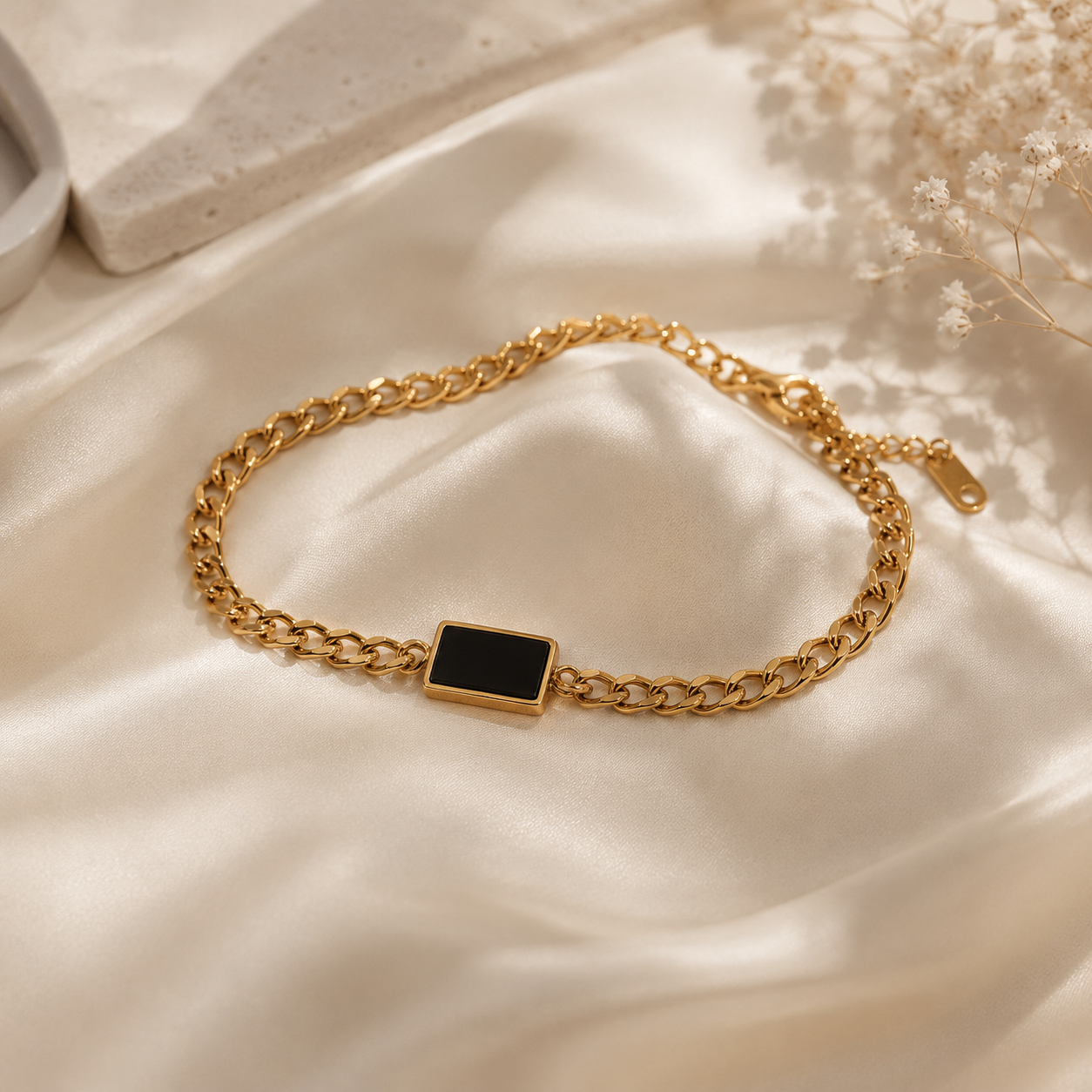 Noir Link Bracelet