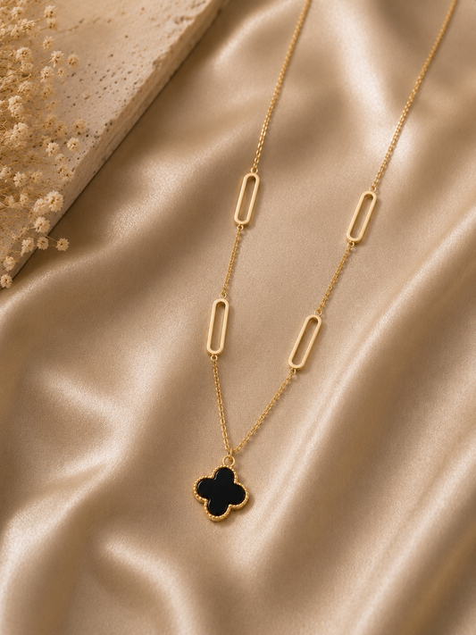 Clovera Link Necklace